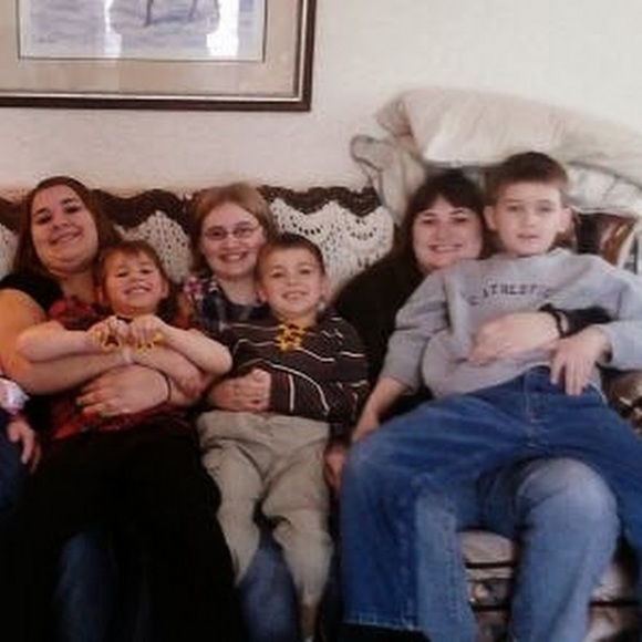 Meet your Posher, Suzie - Picture 1 of 1